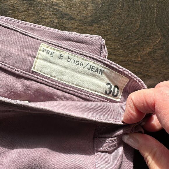 * HOST PICK*  EUC Rag & Bone Jeans. Sized 30, Med Purple - Picture 4 of 7